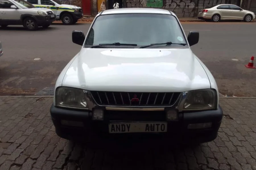 Used 2005 Mitsubishi Colt 2000 - Andy Auto Used 2005 Mitsubishi Colt 2000 - Andy Auto