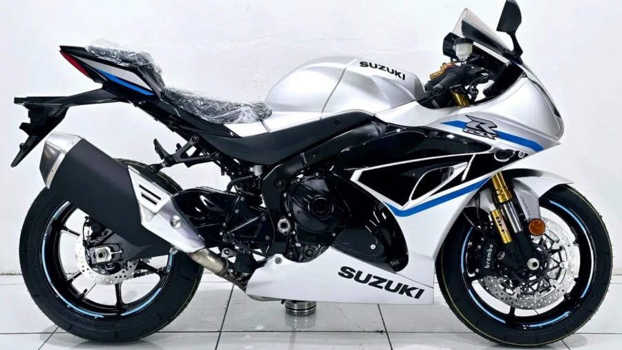 NEW 2025 Suzuki GSXR 1000RA - JMD Motorcycles