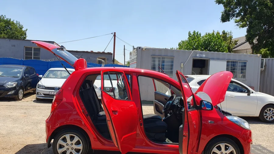 Used  2013 Hyundai i10 1.2 GLS - Nolly Motors