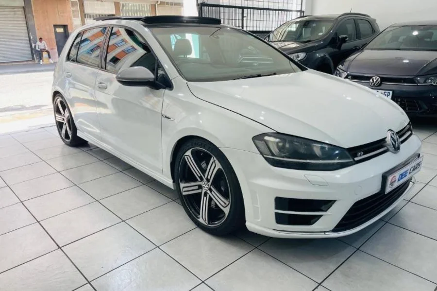 Used  2017 VW Golf R - Dee Cars