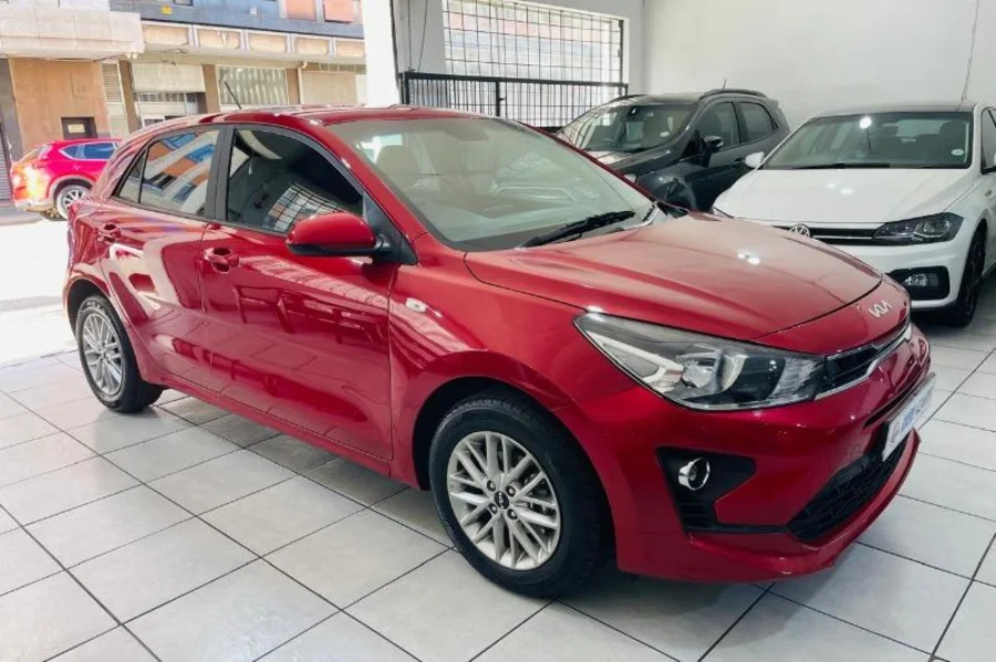 Used  2023 Kia Rio hatch 1.4 LX - Dee Cars