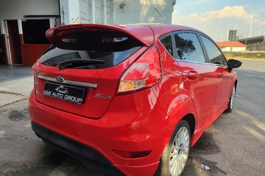 Used 2016 Ford Fiesta 5-door 1.0T Titanium - Venture Giant Investment