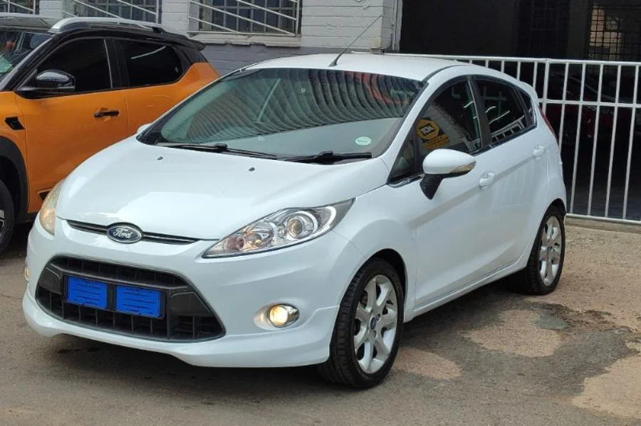 Used 2010 Ford Fiesta 3-door 1.6 Titanium - Venture Giant Investment Used 2010 Ford Fiesta 3-door 1.6 Titanium - Venture Giant Investment