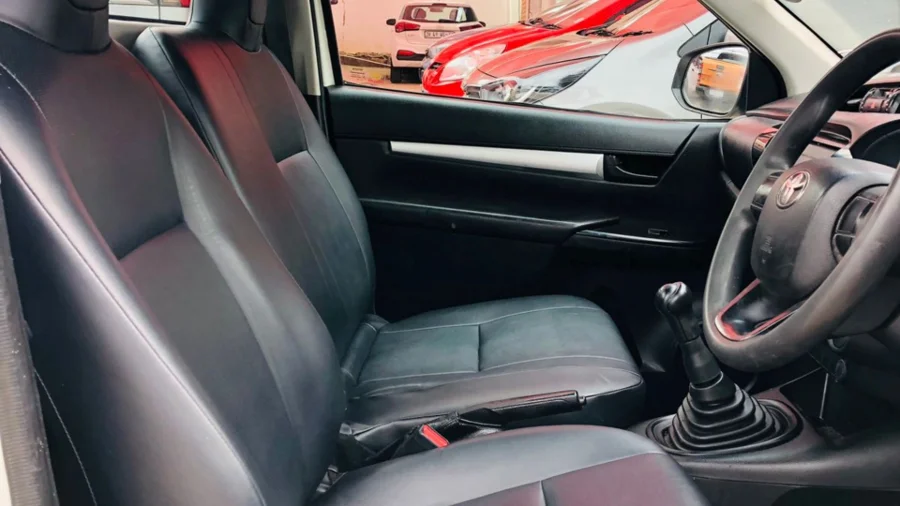 Used 2019 Toyota Hilux 2.4GD single cab chassis cab - SG Cars