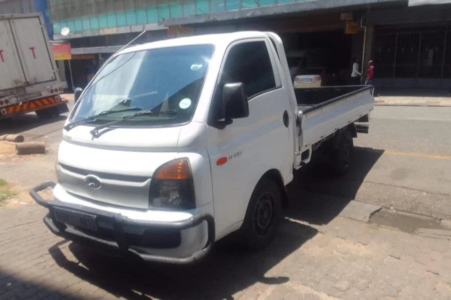Used 2010 Hyundai H-100 Bakkie 2.6D tipper - Andy Auto Used 2010 Hyundai H-100 Bakkie 2.6D tipper - Andy Auto