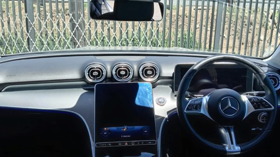 Used 2023 Mercedes Benz C-Class C200 Avantgarde - THE GLEN CARZ Used 2023 Mercedes Benz C-Class C200 Avantgarde - THE GLEN CARZ