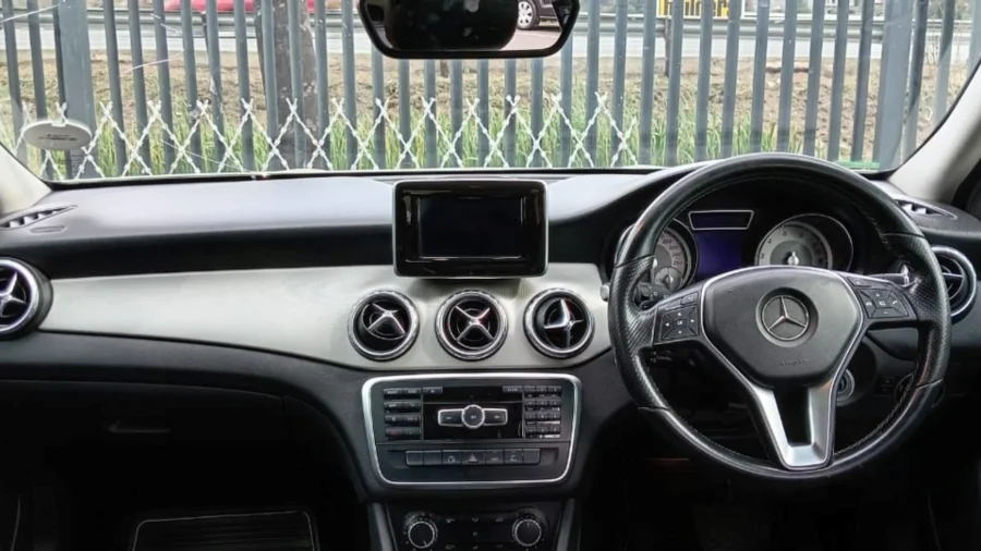 Used 2015 Mercedes Benz GLA200 auto - THE GLEN CARZ Used 2015 Mercedes Benz GLA200 auto - THE GLEN CARZ