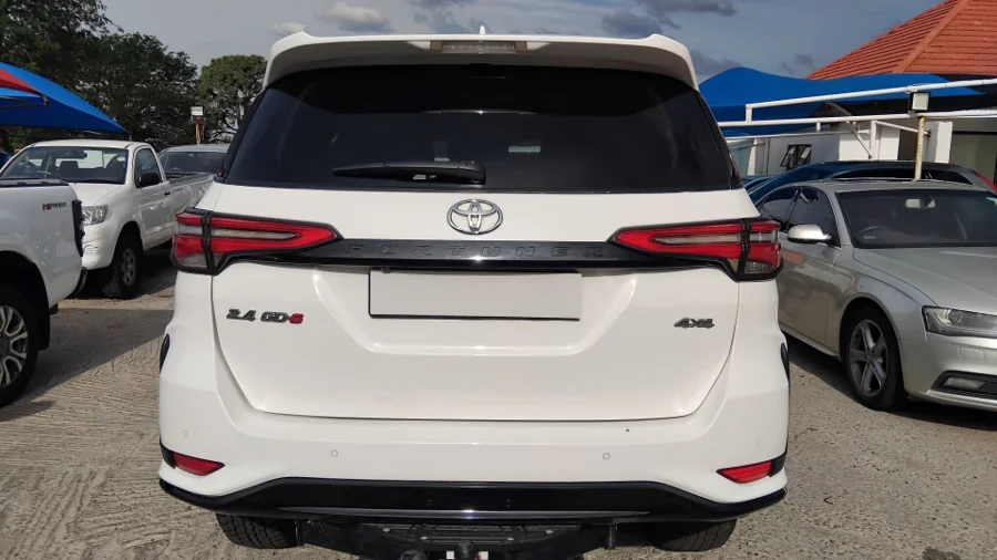Used  2023 Toyota Fortuner 2.4GD-6 4x4 auto - Cinderella D Cars