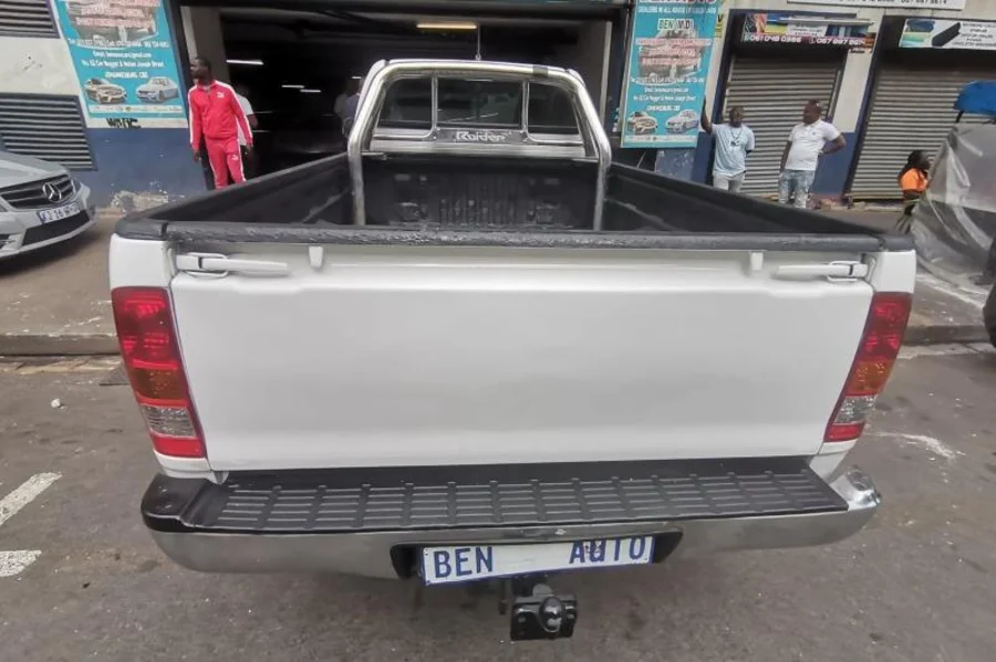 Used  2011 Toyota Hilux 2.7 SRX - Ben Auto