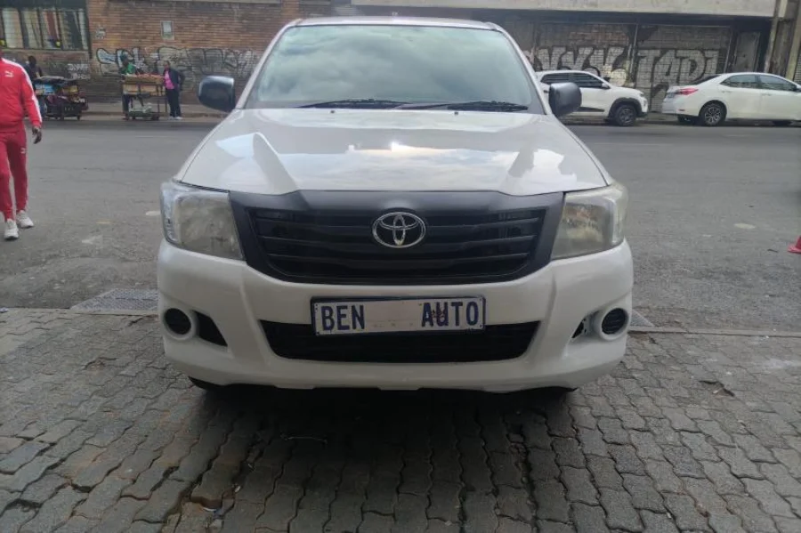 Used  2016 Toyota Hilux 2.5D-4D raised body SRX - Ben Auto