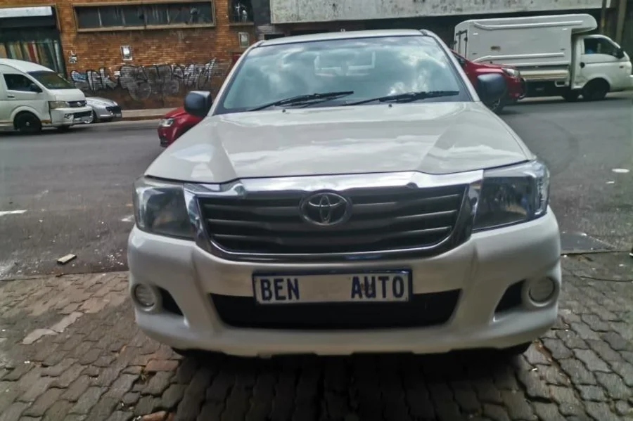 Used  2011 Toyota Hilux 2.5D-4D - Ben Auto