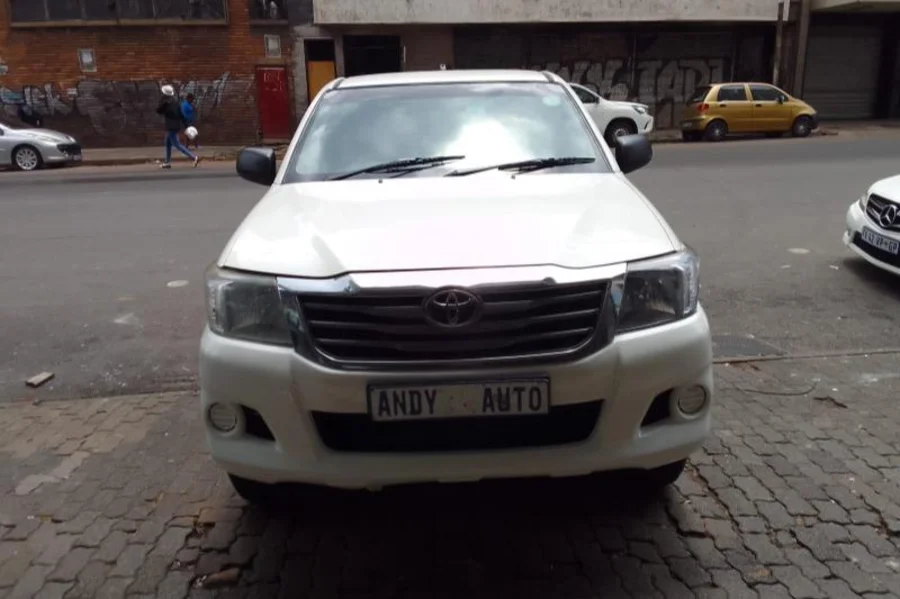Used 2011 Toyota Hilux 2.5D-4D - Andy Auto Used 2011 Toyota Hilux 2.5D-4D - Andy Auto