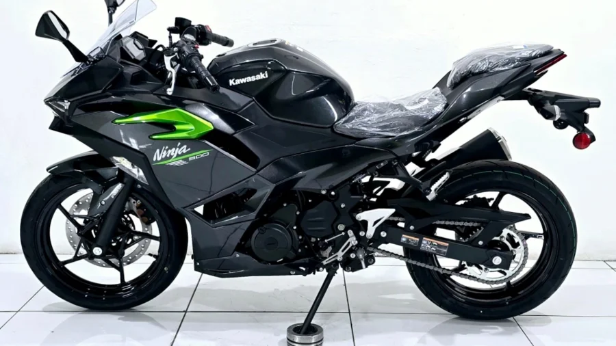 Preloaded Image 9