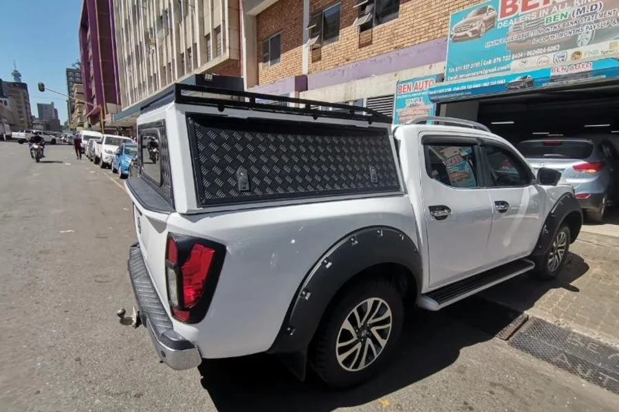 Used 2018 Nissan Navara 2.3D double cab 4x4 LE auto - Ben Auto Used 2018 Nissan Navara 2.3D double cab 4x4 LE auto - Ben Auto