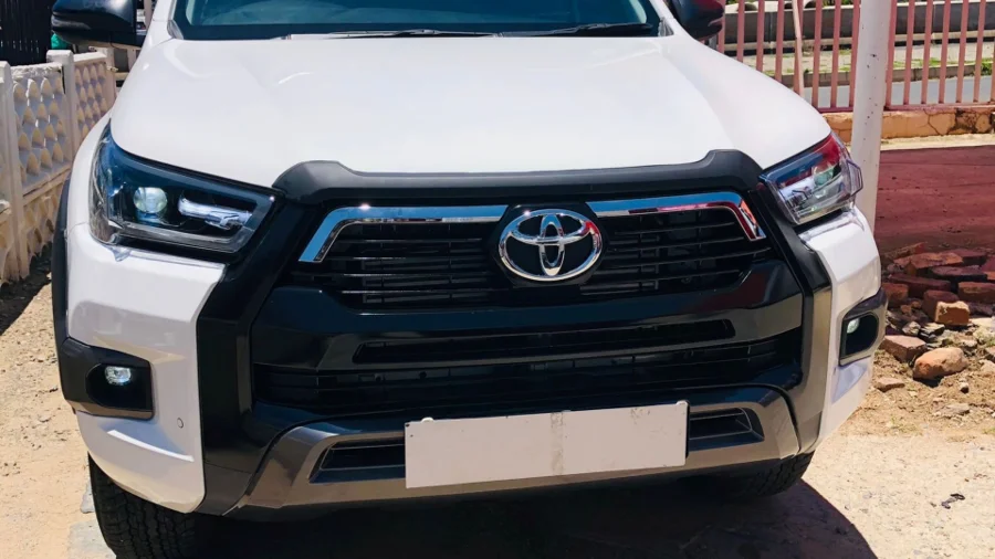 Used 2024 Toyota Hilux 2.4GD-6 double cab Raider auto - SG Cars