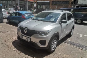 Used  2023 Renault Triber 1.0 Dynamique