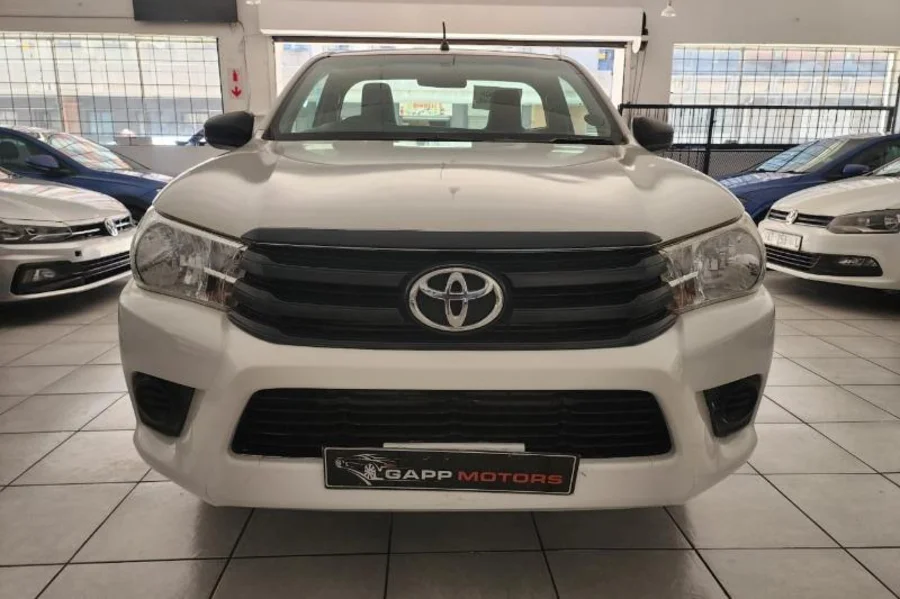 Used 2018 Toyota Hilux 2.4GD - GAPP Motors Used 2018 Toyota Hilux 2.4GD - GAPP Motors