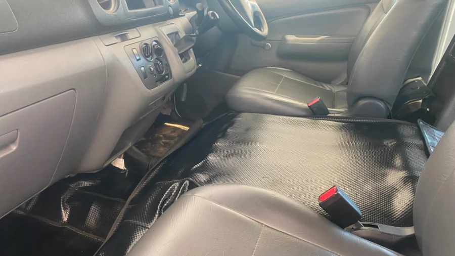 Used  2019 Nissan NV350 Impendulo 2.5i 16-seater - Taxi Business Solutions