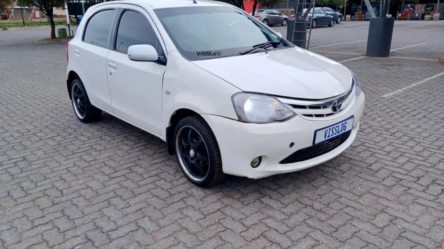Used  2012 Toyota Etios hatch 1.5 Xi - Visslog