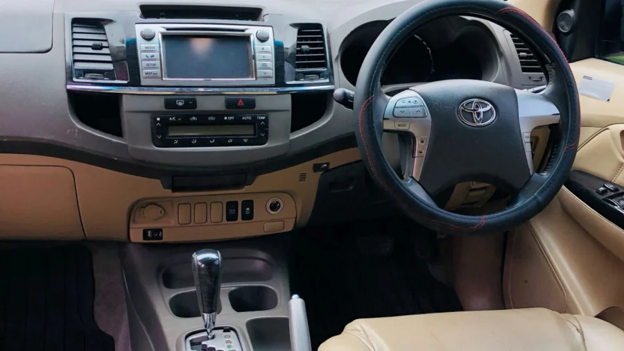 Used 2012 Toyota Fortuner 3.0D-4D Limited - SG Cars Used 2012 Toyota Fortuner 3.0D-4D Limited - SG Cars