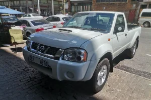 Used  2012 Nissan NP300 Hardbody 2.5TDi Used  2012 Nissan NP300 Hardbody 2.5TDi