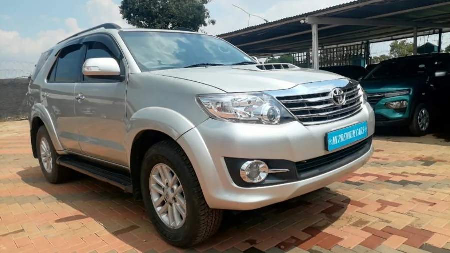 Used 2013 Toyota Fortuner 2.5D-4D - MI Premium Cars Used 2013 Toyota Fortuner 2.5D-4D - MI Premium Cars