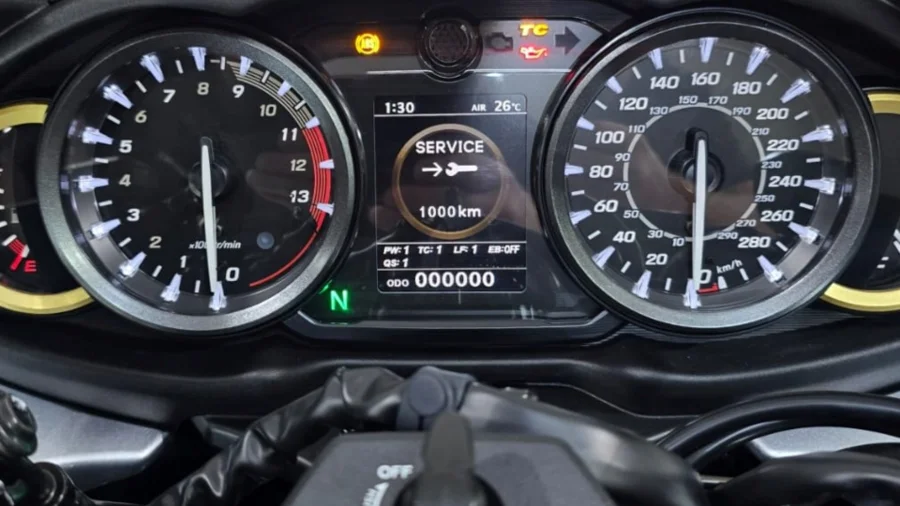 NEW 2025 Suzuki GSX1300R - JMD Motorcycles NEW 2025 Suzuki GSX1300R - JMD Motorcycles