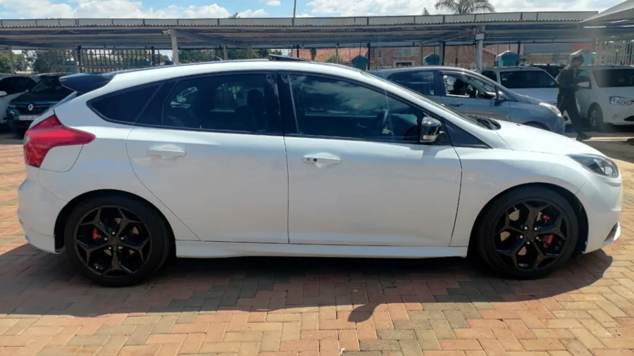 Used 2014 Ford Focus ST HATCH 2.0 - MI Premium Cars Used 2014 Ford Focus ST HATCH 2.0 - MI Premium Cars