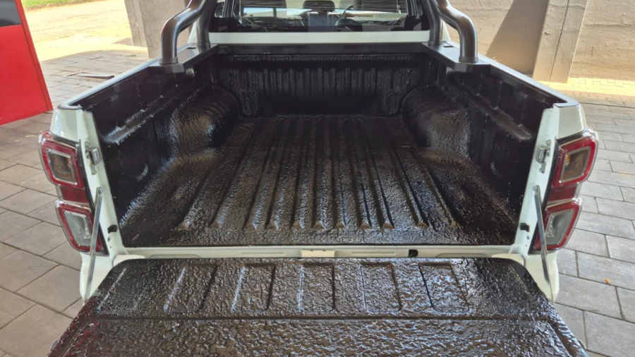 Used  2024 Isuzu D-Max 1.9TD double cab LS X-Rider 4x4 auto - Highway Motors