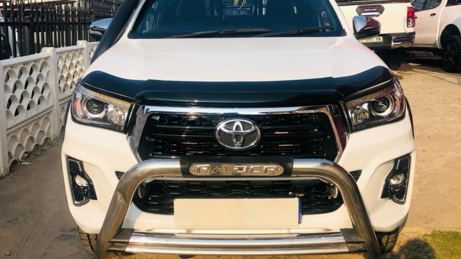 Used 2019 Toyota Hilux 2.8GD-6 Xtra cab 4x4 Raider Dakar - SG Cars Used 2019 Toyota Hilux 2.8GD-6 Xtra cab 4x4 Raider Dakar - SG Cars