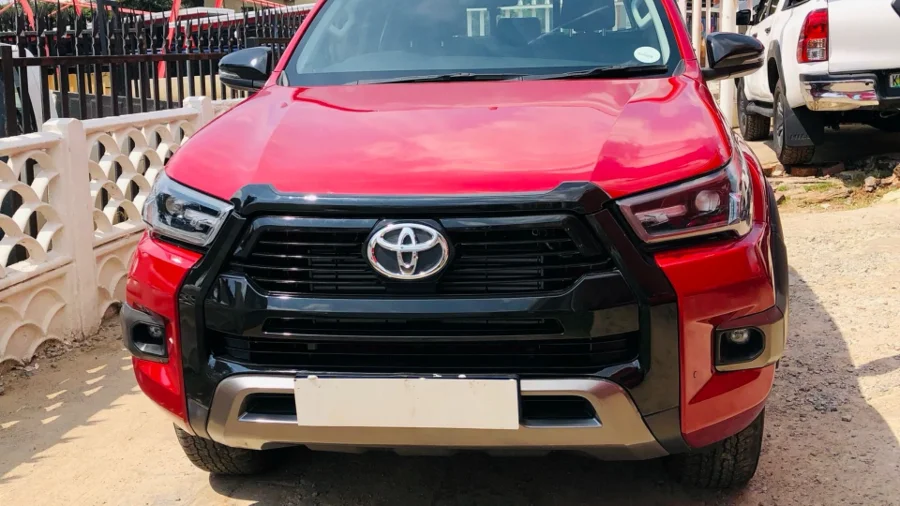 Used  2023 Toyota Hilux 2.4GD-6 double cab Raider auto - SG Cars