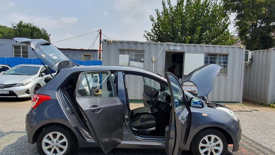 Used  2015 Hyundai Grand i10 1.2 Fluid hatch manual - Nolly Motors