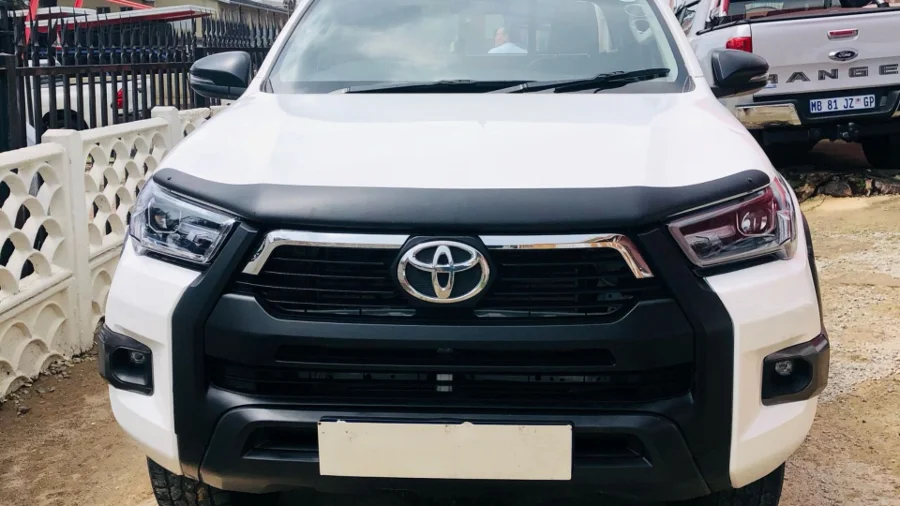 Used 2021 Toyota Hilux 2.4GD-6 Xtra cab Raider manual - SG Cars Used 2021 Toyota Hilux 2.4GD-6 Xtra cab Raider manual - SG Cars