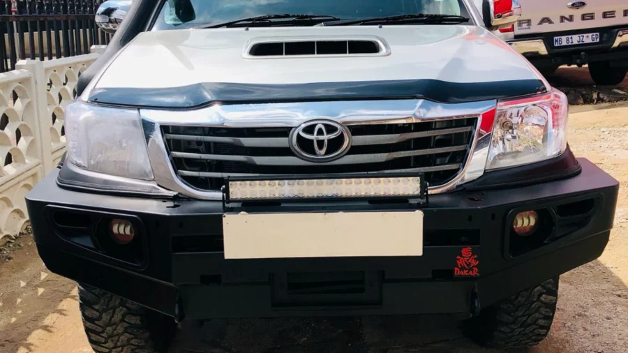 Used 2011 Toyota Hilux 3.0D-4D double cab 4x4 Raider Dakar edition auto - SG Cars Used 2011 Toyota Hilux 3.0D-4D double cab 4x4 Raider Dakar edition auto - SG Cars