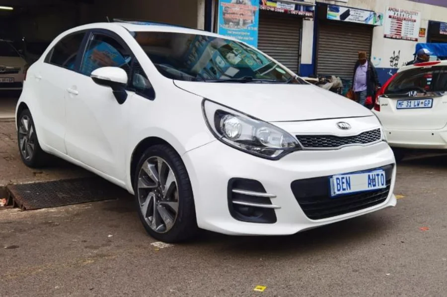 Used  2015 Kia Rio 1.4 4-door - Ben Auto Used  2015 Kia Rio 1.4 4-door - Ben Auto