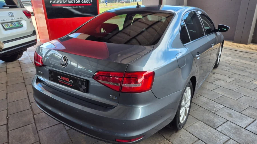 Used  2015 VW Jetta 1.6TDI Comfortline - Highway Motors