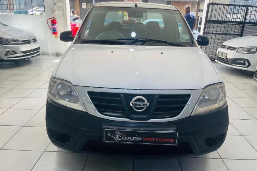 Used 2017 Nissan NP200 1.6i safety pack - GAPP Motors Used 2017 Nissan NP200 1.6i safety pack - GAPP Motors