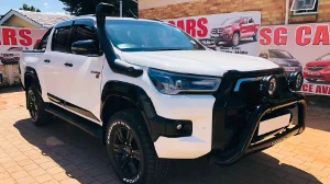 Used  2023 Toyota Hilux 2.8GD-6 double cab Legend manual