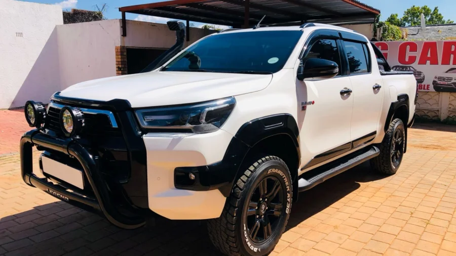 Used  2023 Toyota Hilux 2.8GD-6 double cab Legend manual - SG Cars