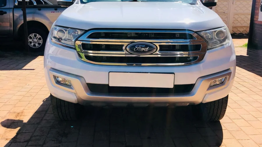 Used 2018 Ford Everest 2.2TDCi XLT auto - SG Cars Used 2018 Ford Everest 2.2TDCi XLT auto - SG Cars