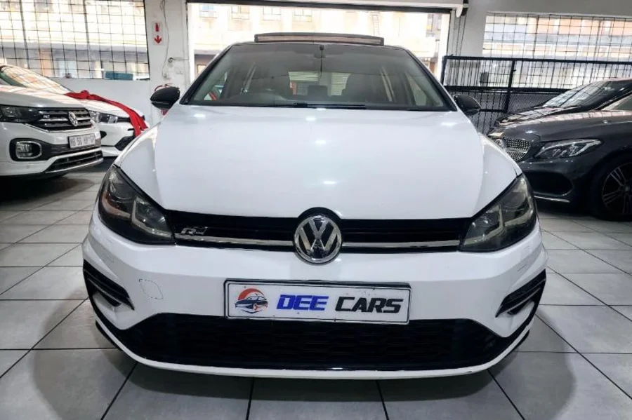 Used  2017 VW Golf 1.4TSI Comfortline R-Line - Dee Cars