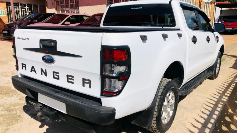 Used 2017 Ford Ranger 2.2TDCi SuperCab Hi-Rider XL Sport auto - SG Cars Used 2017 Ford Ranger 2.2TDCi SuperCab Hi-Rider XL Sport auto - SG Cars