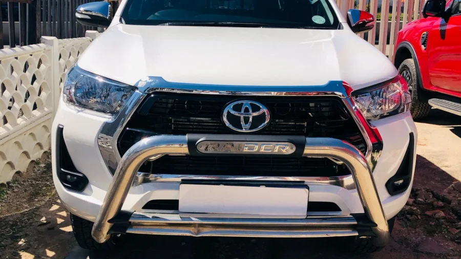 Used 2017 Toyota Hilux 2.8GD-6 double cab Raider Dakar auto - SG Cars Used 2017 Toyota Hilux 2.8GD-6 double cab Raider Dakar auto - SG Cars