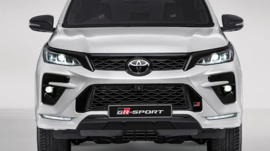 New 2025 Toyota Fortuner 2.8GD-6 4x4 G-R Sport - Halfway Toyota Honeydew New 2025 Toyota Fortuner 2.8GD-6 4x4 G-R Sport - Halfway Toyota Honeydew