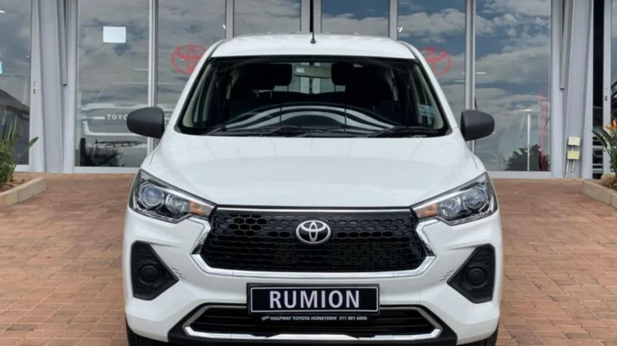 New 2025 Toyota Rumion 1.5 S - Halfway Toyota Honeydew New 2025 Toyota Rumion 1.5 S - Halfway Toyota Honeydew