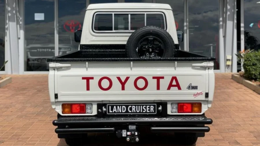 New 2025 Toyota Land Cruiser 100 79 2.8 GD-6 Single Cab - Halfway Toyota Honeydew New 2025 Toyota Land Cruiser 100 79 2.8 GD-6 Single Cab - Halfway Toyota Honeydew