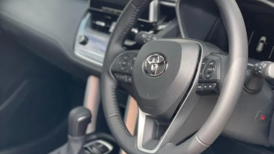 New 2025 Toyota Corolla Cross 1.8 XR - Halfway Toyota Honeydew New 2025 Toyota Corolla Cross 1.8 XR - Halfway Toyota Honeydew