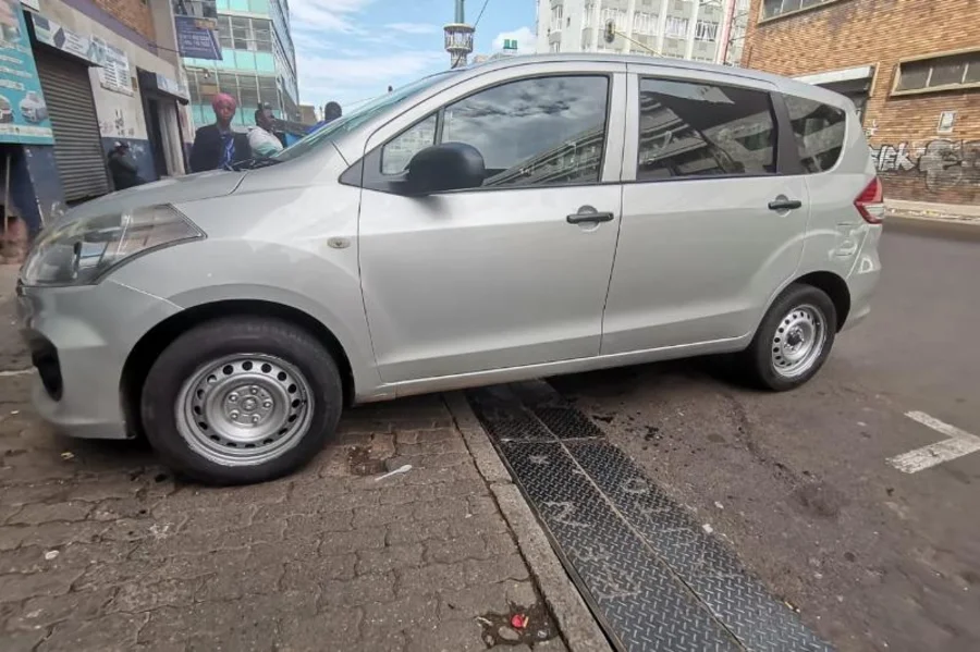 Used  2017 Suzuki Ertiga 1.5 GL manual - Ben Auto Used  2017 Suzuki Ertiga 1.5 GL manual - Ben Auto