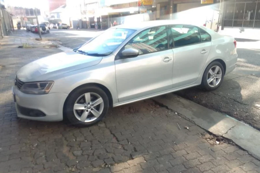 Used 2013 VW Jetta 1.2TSI Trendline - Andy Auto Used 2013 VW Jetta 1.2TSI Trendline - Andy Auto