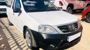 Used  2020 Nissan NP200 1.6i safety pack